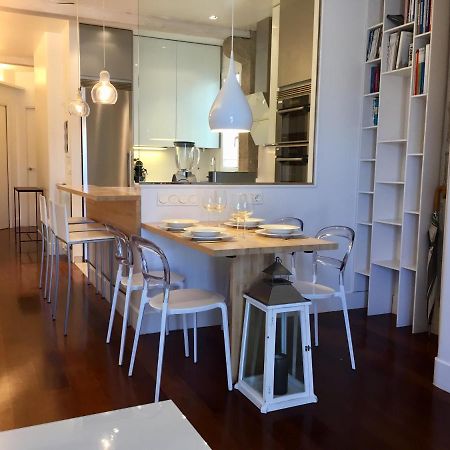 Decor En Gros Con Vistas Al Rio Apartment San Sebastian Luaran gambar