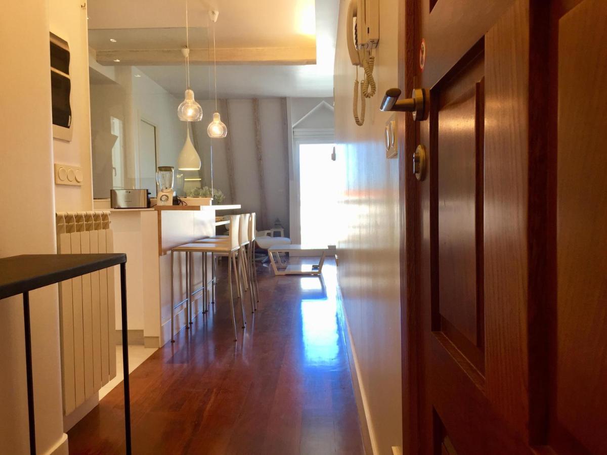 Decor En Gros Con Vistas Al Rio Apartment San Sebastian Luaran gambar