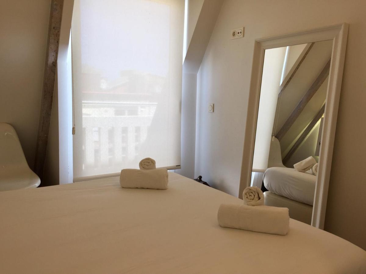 Decor En Gros Con Vistas Al Rio Apartment San Sebastian Luaran gambar