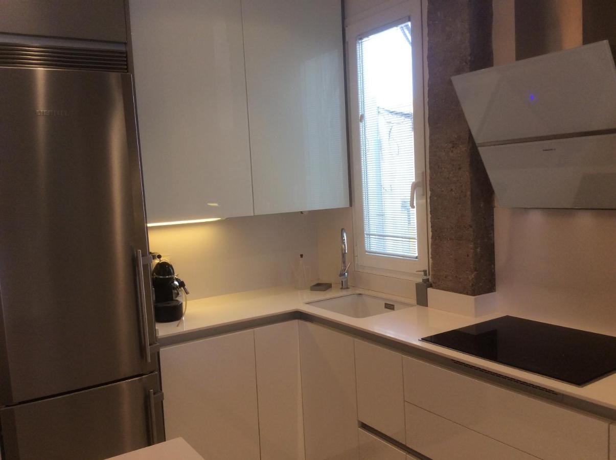 Decor En Gros Con Vistas Al Rio Apartment San Sebastian Luaran gambar