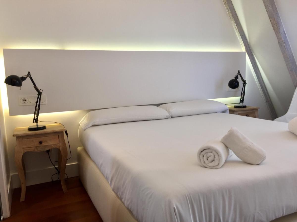 Decor En Gros Con Vistas Al Rio Apartment San Sebastian Luaran gambar